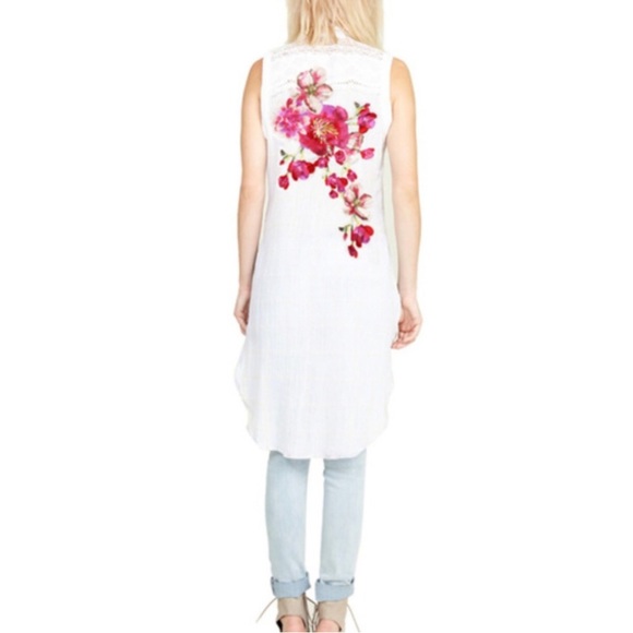 Aratta Silent Journey White Plaid Button Up Tunic - Picture 2 of 15